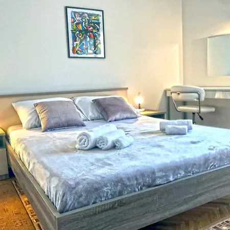Centre Apartment