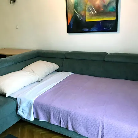 Apartment Centre
