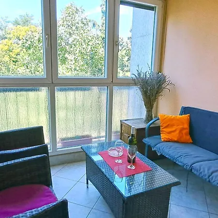 Centre Apartment *