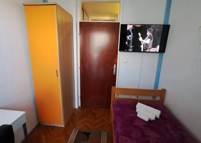 아파트 Centre 풀라